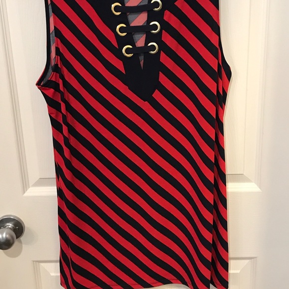 Never worn Michael Kors Tank - Picture 2 of 2